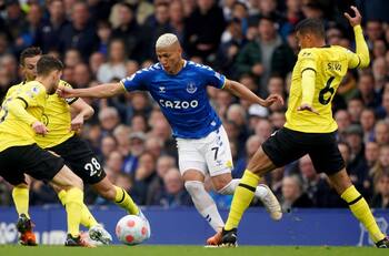 Rival de Colo Colo en Libertadores mira a Europa para repatriar a figura de la Premier League