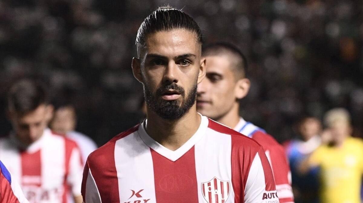 El delantero uruguayo es opción en Unión Española.
