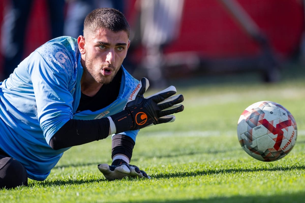 El portero de Universidad Católica hasta el 30 de junio es una carta de exportación segura. Foto: Agencia Aton.