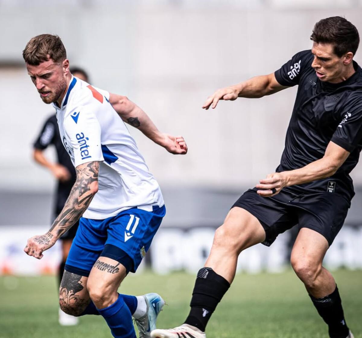 Jugando por Juventud de las Piedras de Uruguay. Foto. Instagram de Thomas Rodríguez.