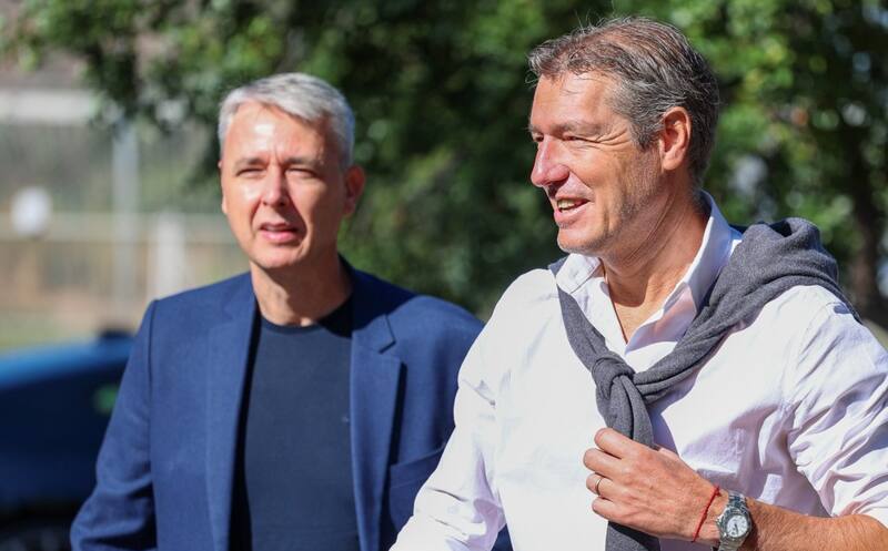junto a José María Buljubasich se reunieron con Roberto Tobar. Foto: Comunicaciones Cruzados.