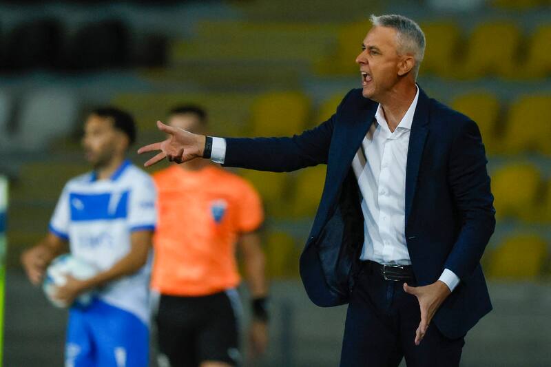 El DT en su eliminación en Copa Sudamericana. Foto: Agencia Aton.