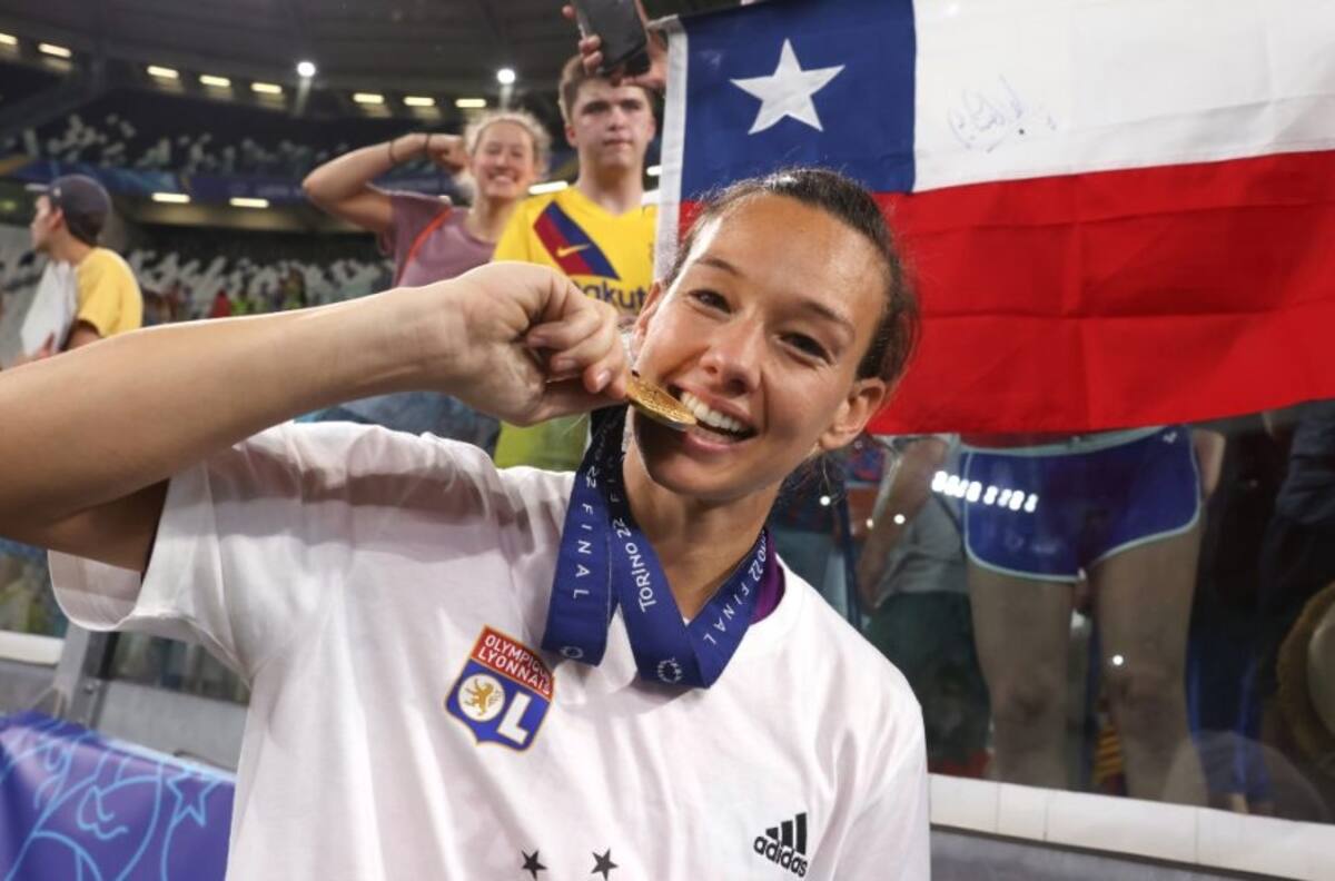 Uno más a la vitrina: Tiane Endler comienza la temporada con un nuevo título en el Lyon