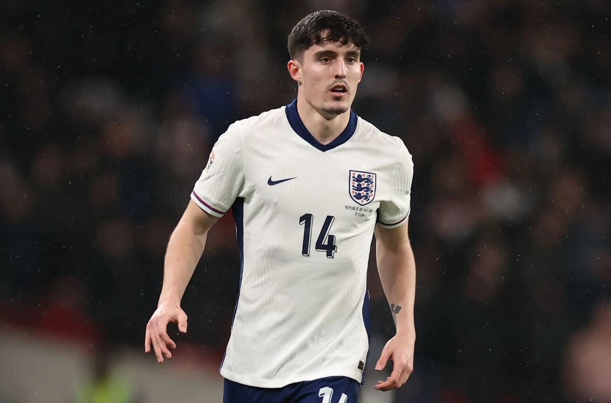 Antes del debut de Inglaterra: Tino Livramento se pierde el Mundial por lesión y deja en jaque a Thomas Tuchel