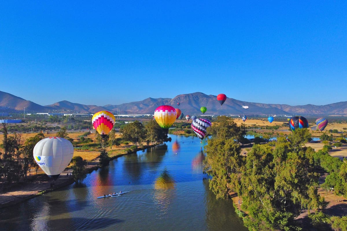 Un panorama único para celebrar este Día de la Madre en Santiago. Foto: Aton Chile.