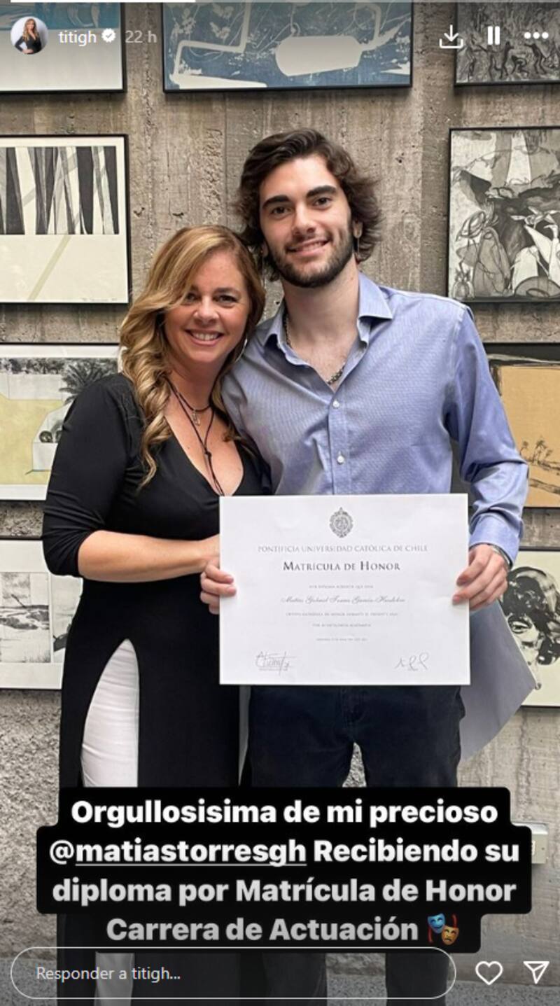 Titi García-Huidobro orgullosa por el reconomiento a su hijo en la UC
