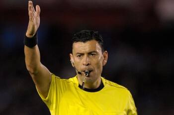 Roberto Tobar: "Es obvio que los colegas que no tienen contratos profesionales se ven perjudicados"