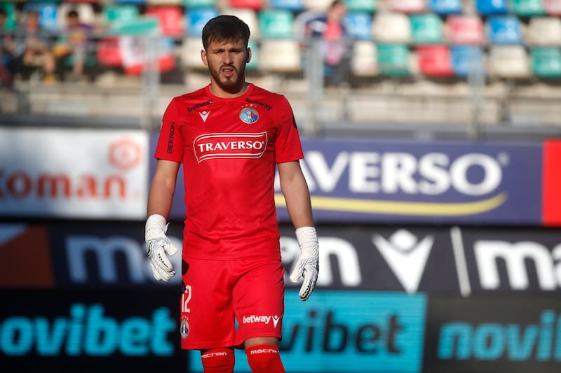 fue titular en 2023 y ahora tendrá que competir con el experimentado argentino, Óscar Ustari (Foto: Aton)