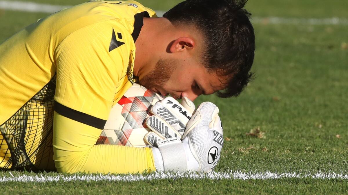 Reemplazo para Brayan Cortés: el arquero figura del Campeonato Nacional que fue ofrecido a Colo Colo