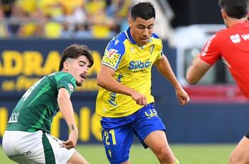 Tomás Alarcón recibió una pésima noticia en España en medio de su consolidación