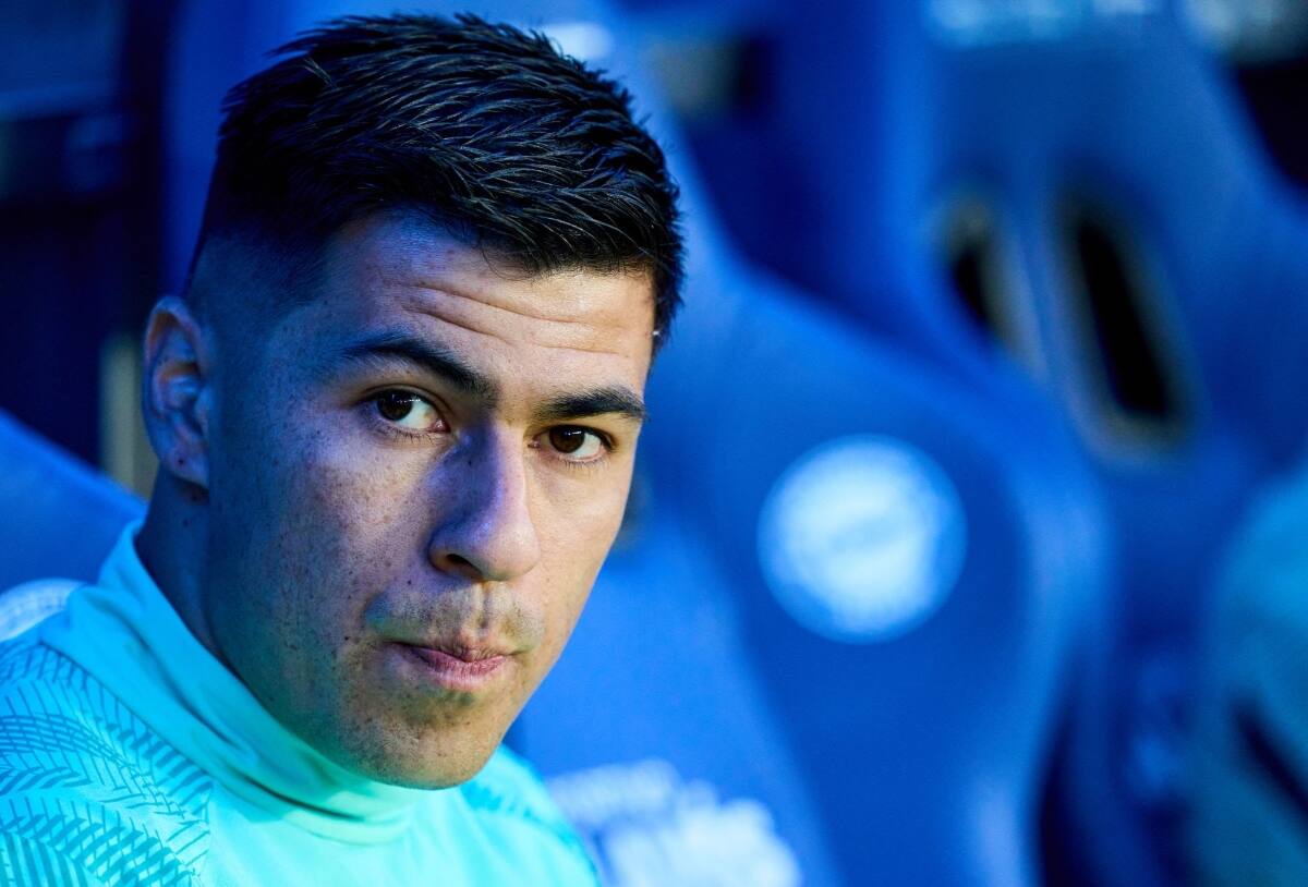 deberá regresar al Cádiz CF de España.