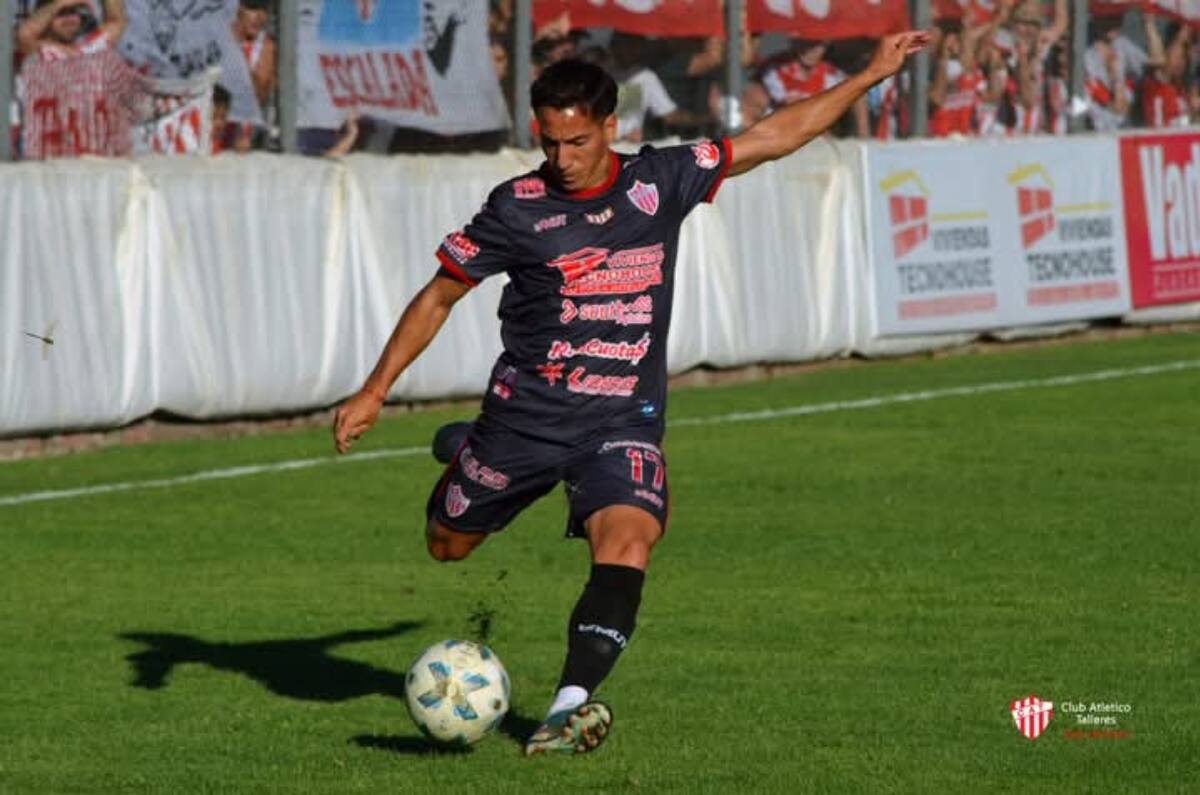 quedó libre tras su paso por Talleres de Remedios de Escalada de Argentina.