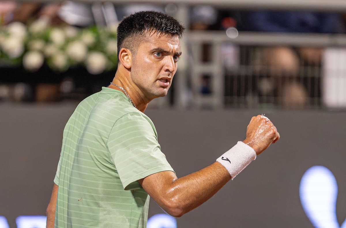 Tomás Barrios avanza a pie firme en Oeiras IV y se instala en cuartos de final