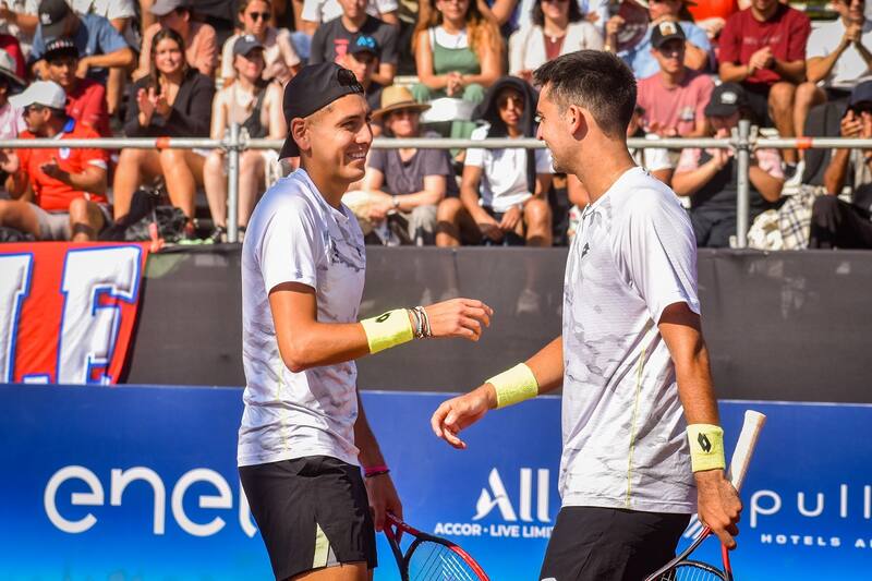 Tomás Barrios y Alejandro Tabilo en el ATP de Santiago. Crédito: Chile Open