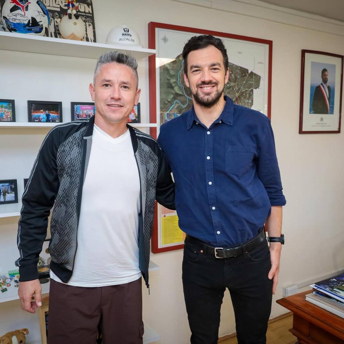 El alcalde compartió reunión con Gustavo Canales.