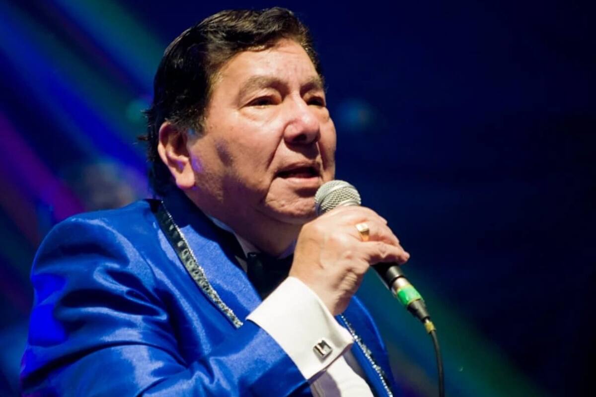 El cantante tendrá una despedida multitudinaria en un reconocido teatro de la capital.