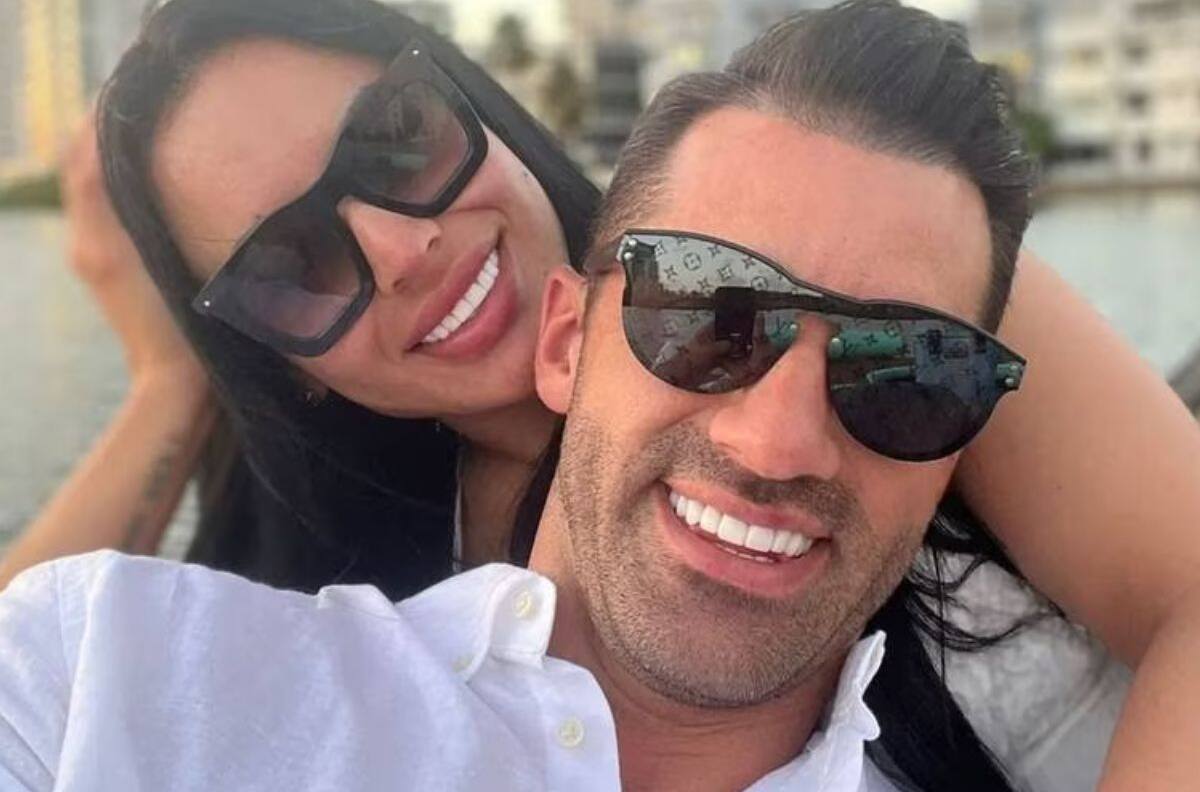 Toni Costa se deja consentir por Evelyn Beltrán celebrando su cumpleaños número 40