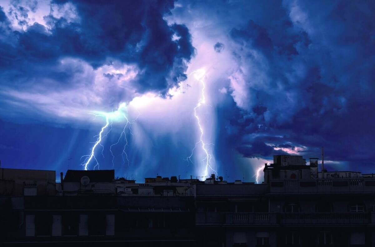 Declaran alerta por tormentas eléctricas en dos regiones del país: ¿Cuáles son?