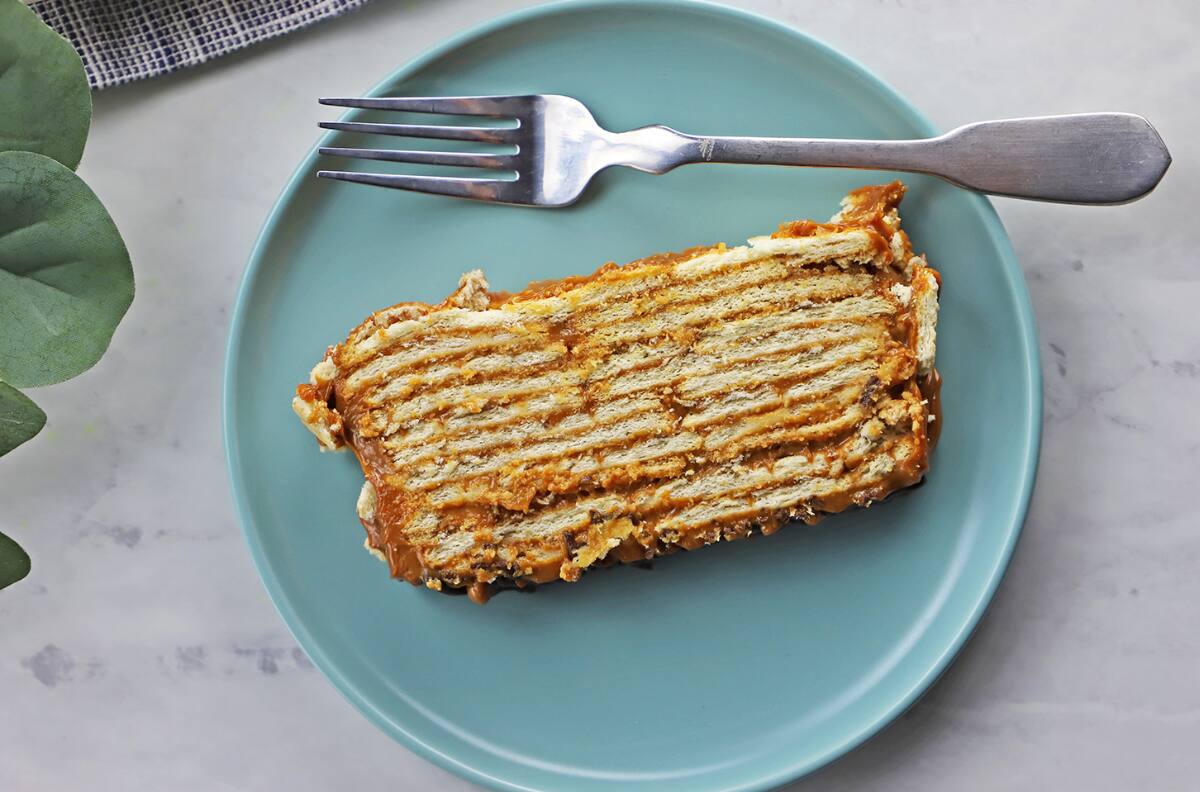 Receta de torta helada con galletas, manjar y frambuesas: Fácil, económica y perfecta para el calor