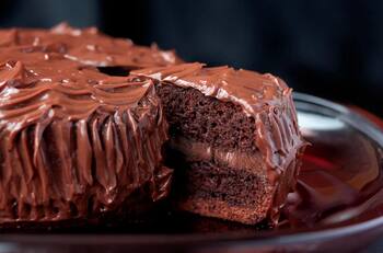 Esta es la mejor receta de torta de chocolate húmeda que vas a probar: Es ideal para compartir en familia