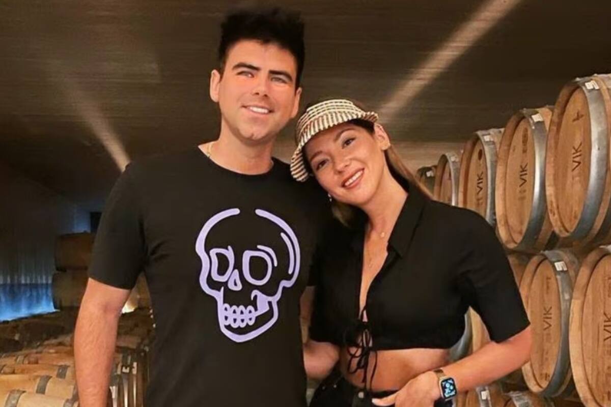Toto Torrealba deja atrás a Kel Calderón y presenta a su nueva pareja. Créditos: Instagram.
