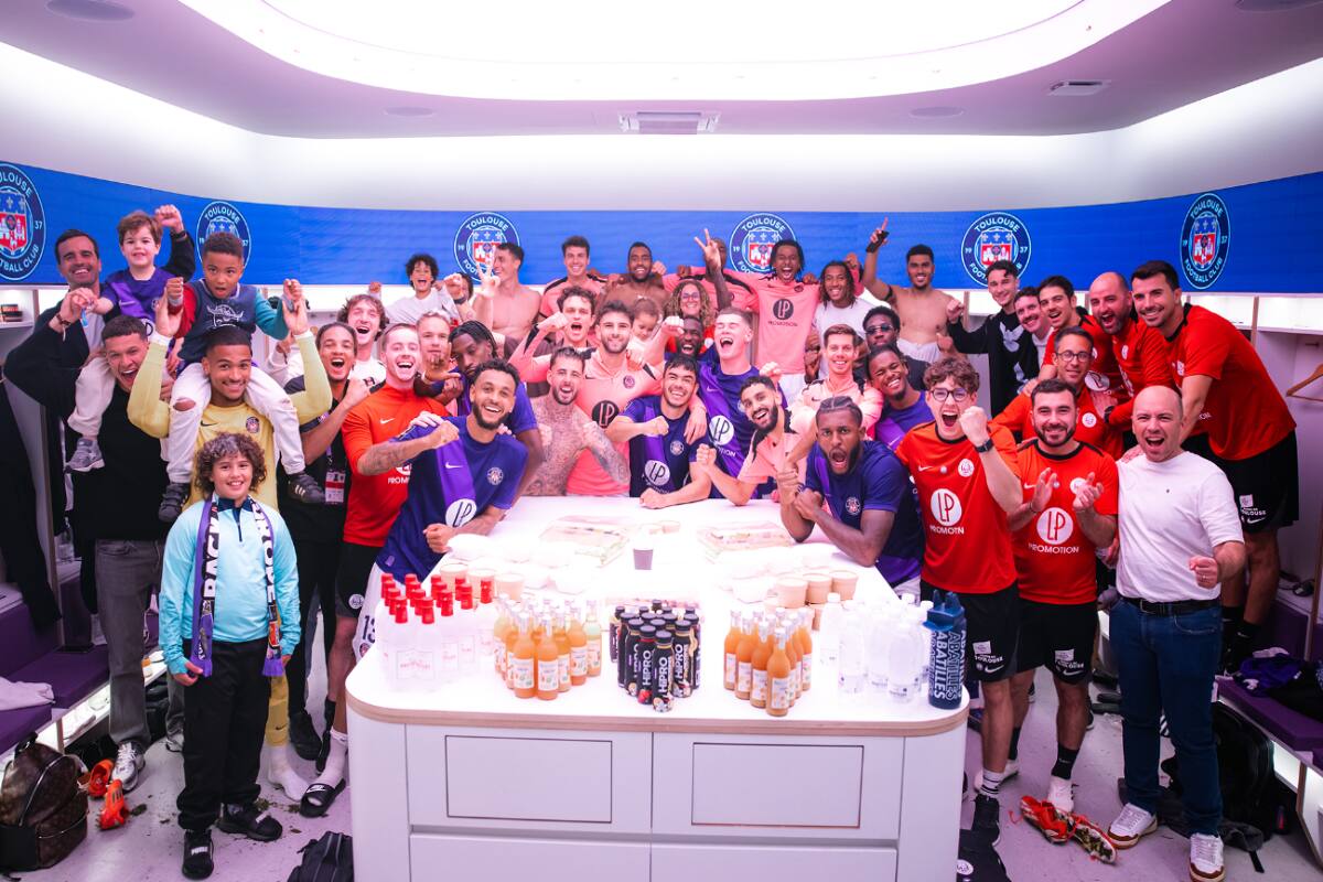 Así celebró el Toulouse tras el triunfo contra el Reims. (Foto: @ToulouseFC)