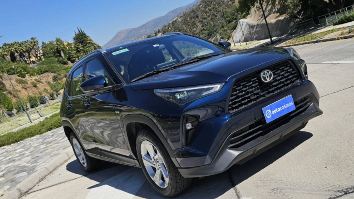 Test drive Toyota Yaris Cross HEV: Un SUV híbrido eficiente y funcional