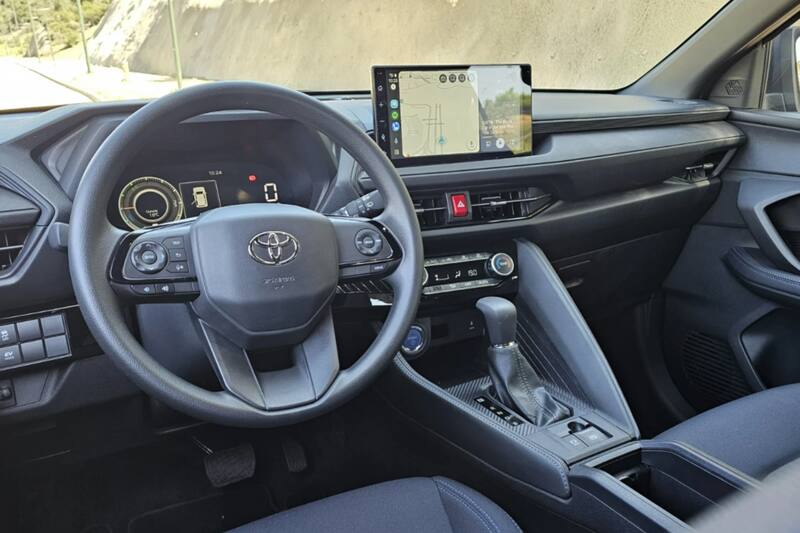 Prueba de manejo al Toyota Yaris Cross HEV / Crédito: Autocosmos Chile