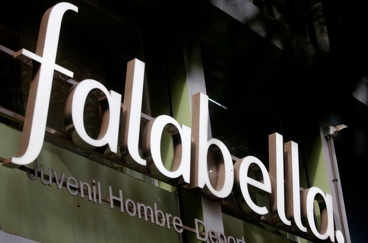 Trabajadores de Falabella iniciaron huelga legal en esta comuna de Chile