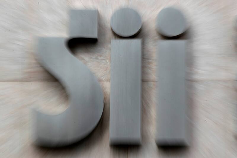 trabajadores de Honorarios se manifiestan en las puertas del SII en contra del cobro en las cotizaciones