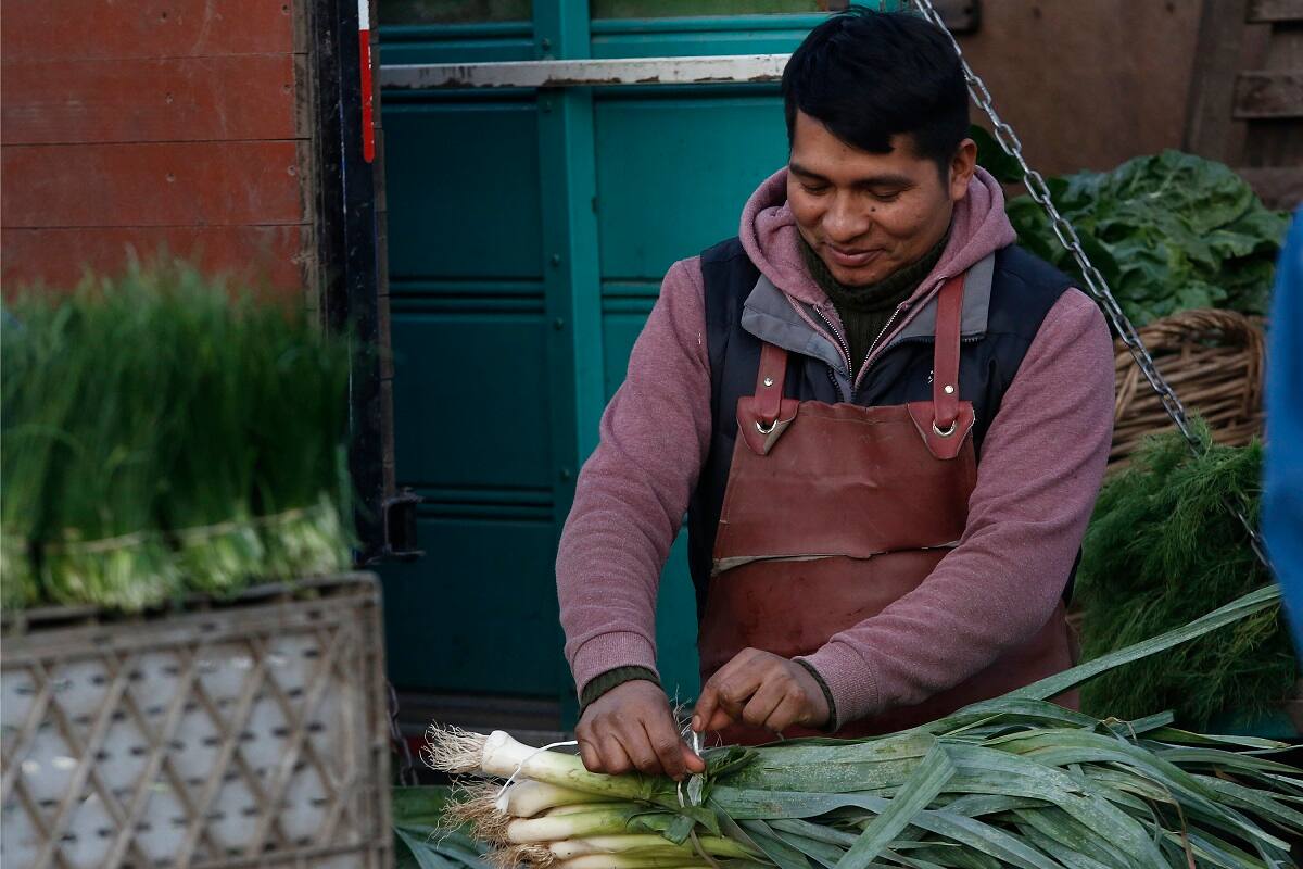 Santiago 14 Agosto 2019.
Trabajadores inmigrantes de la Vega de Central.
Marcelo Hernandez/Aton Chile