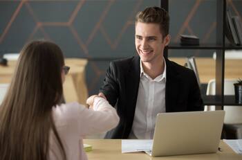 Ofrecen más de $1.500.000 y no piden experiencia: Conoce estas ofertas laborales en el sector público