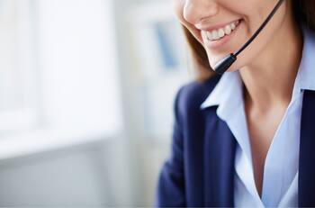 Ofertas de trabajo en call center: Sueldos incluso pueden sobrepasar el $1.000.000