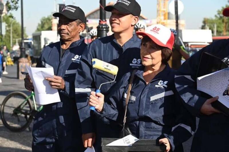 Puedes postular o guardar cada vacante. Créditos: @munistgo