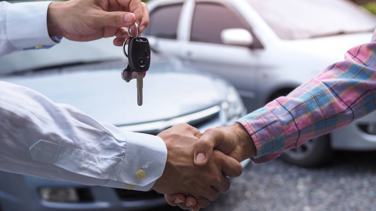 ¿Qué documentos necesito para hacer la transferencia de un vehículo?