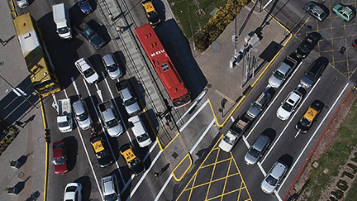 Chile figura en el ranking: Estas son las ciudades con el peor tráfico de América Latina