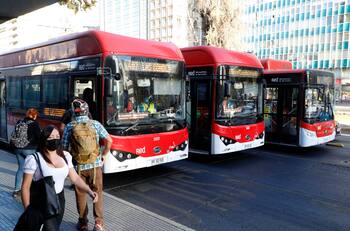 Sube el precio del transporte público en Santiago: ¿De cuánto será el alza?