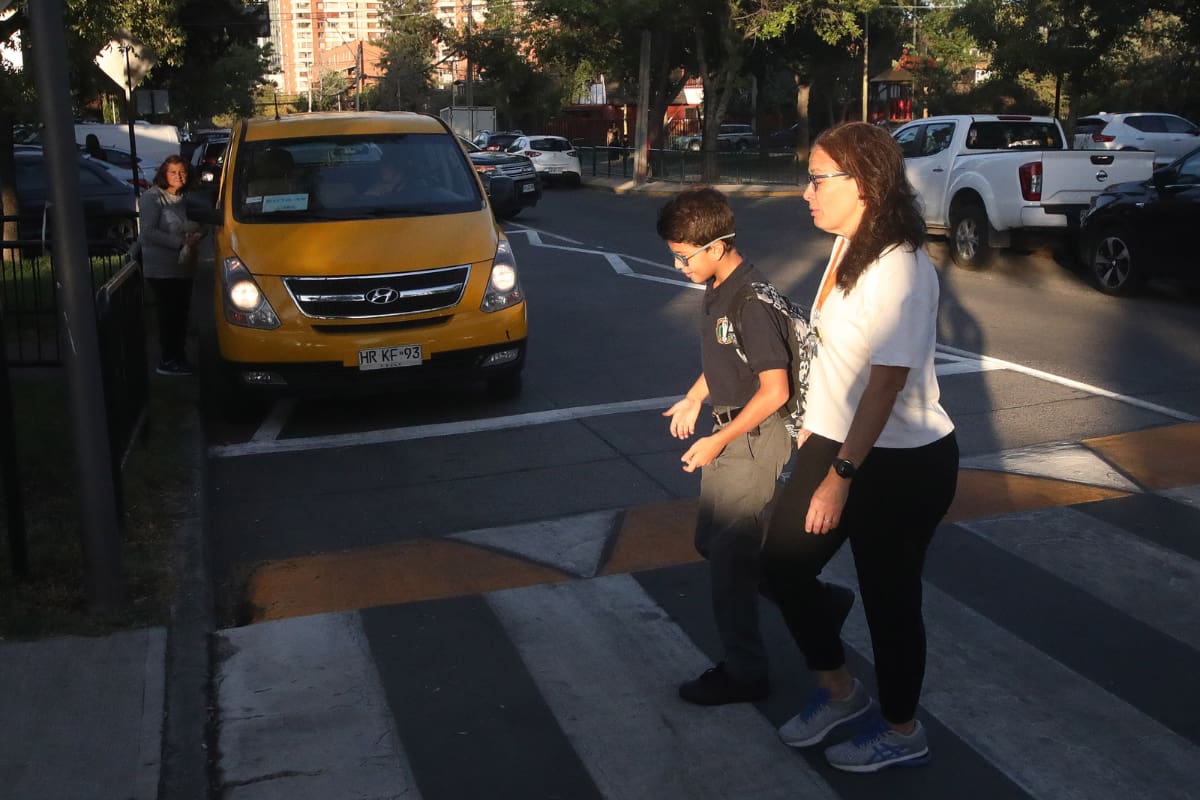 La medida busca aumentar las sanciones para quienes cometan delitos mientras ejercen labores de conducción y transporte de pasajeros.
