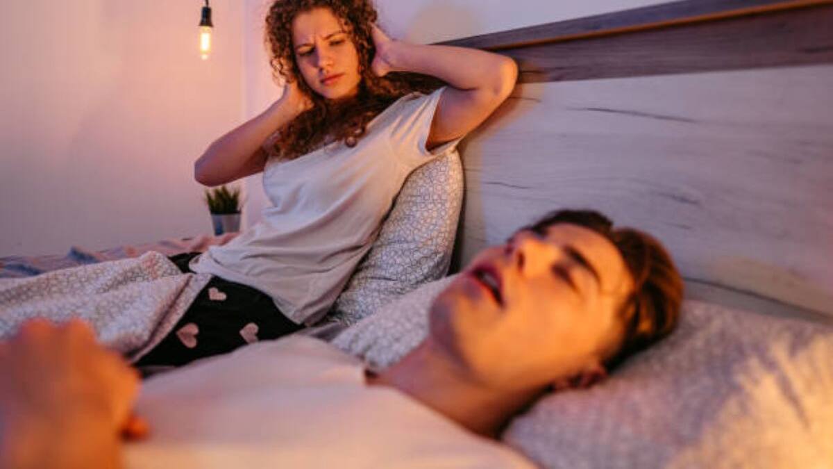 ¿Qué significa hablar dormido, según la psicología?