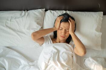 ¿Te ha costado dormir? Revisa los consejos para que te adaptes a la llegada de marzo