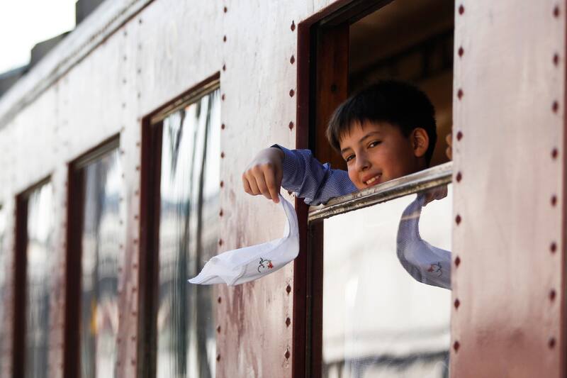 El nostálgico recorrido del Tren del Recuerdo busca rememorar los antiguos viajes en locomotoras.