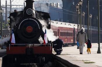 Tren del Recuerdo Santiago-San Antonio: Así puedes revisar los precios y comprar los pasajes