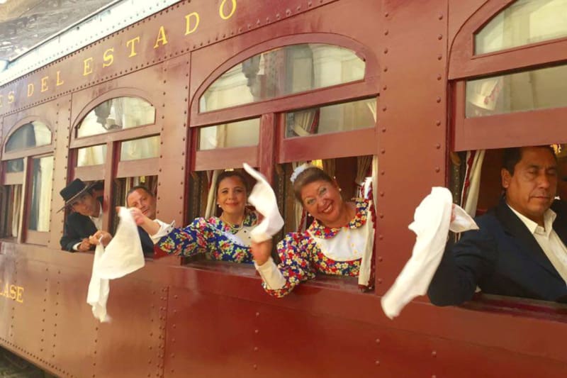 ¿Cómo comprar tickets para el recorrido Santiago-San Antonio?