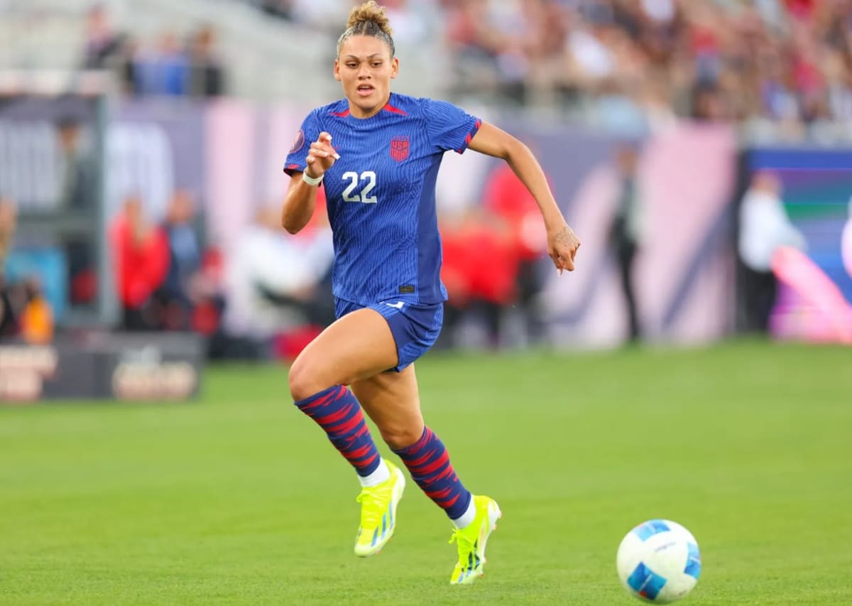 La destacada futbolista estadounidense es la mejor pagada del mundo