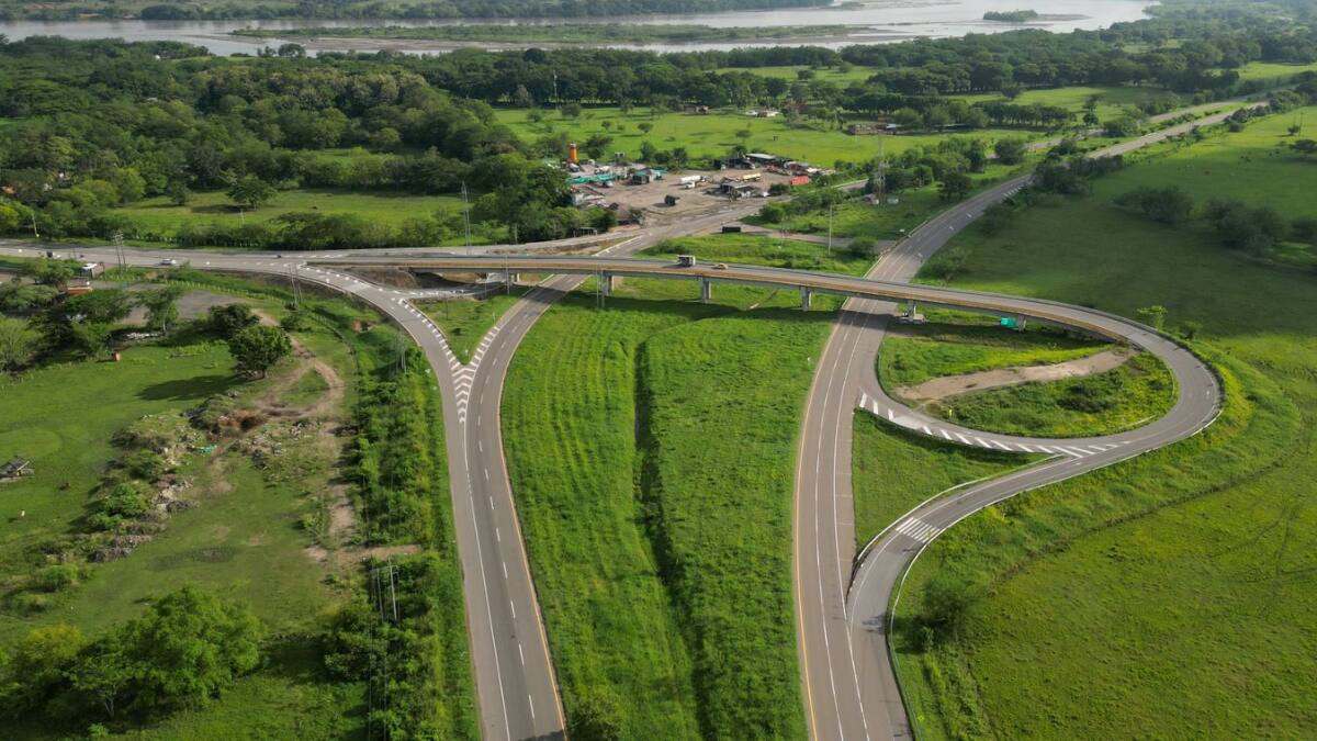 Avanza construcción de importante megaproyecto vial: Inversión final superará los US$1.000 millones