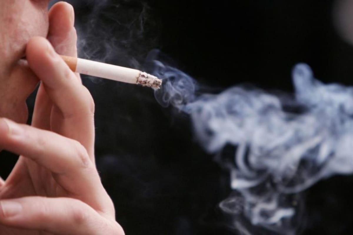 Con pocos productos de tu casa podrás eliminar el olor a tabaco. Foto: Confilegal.