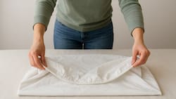 Cómo doblar una sábana con elástico fácil y rápido: el truco definitivo para mantener tu clóset ordenado