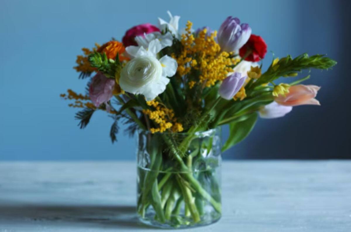 Truco infalible en días calurosos: Así podrás conservar tus flores frescas por más tiempo