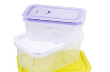 Ni bicarbonato ni limón: este el truco que te ayudará a eliminar el mal olor impregnado en tus recipientes plásticos