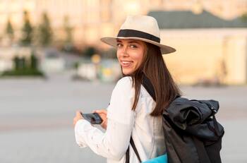 Viajes con descuento para mujeres: el programa estatal que permite viajar por Chile con todo incluido